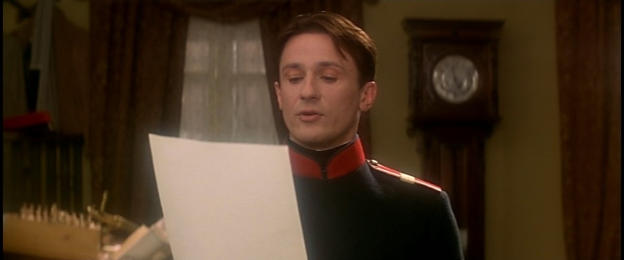 Кто-то из поэтов сказал: «Любовью, как корью, болеют только раз в жизни, и чем позднее наступает заболевание, тем мучительнее оно протекает».