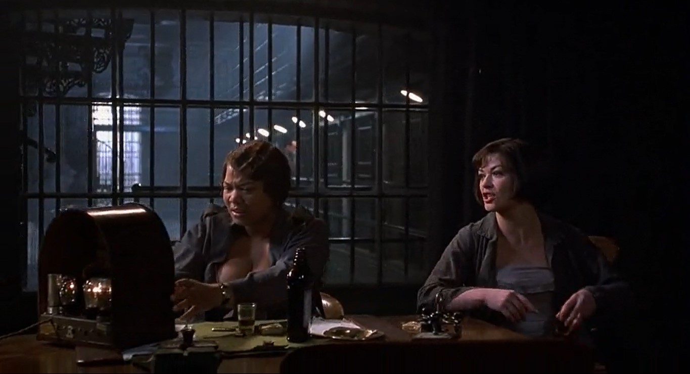 Вэлма Келли Она украла мою популярность, моего адвоката, дату суда, а теперь еще и мои подвязки!