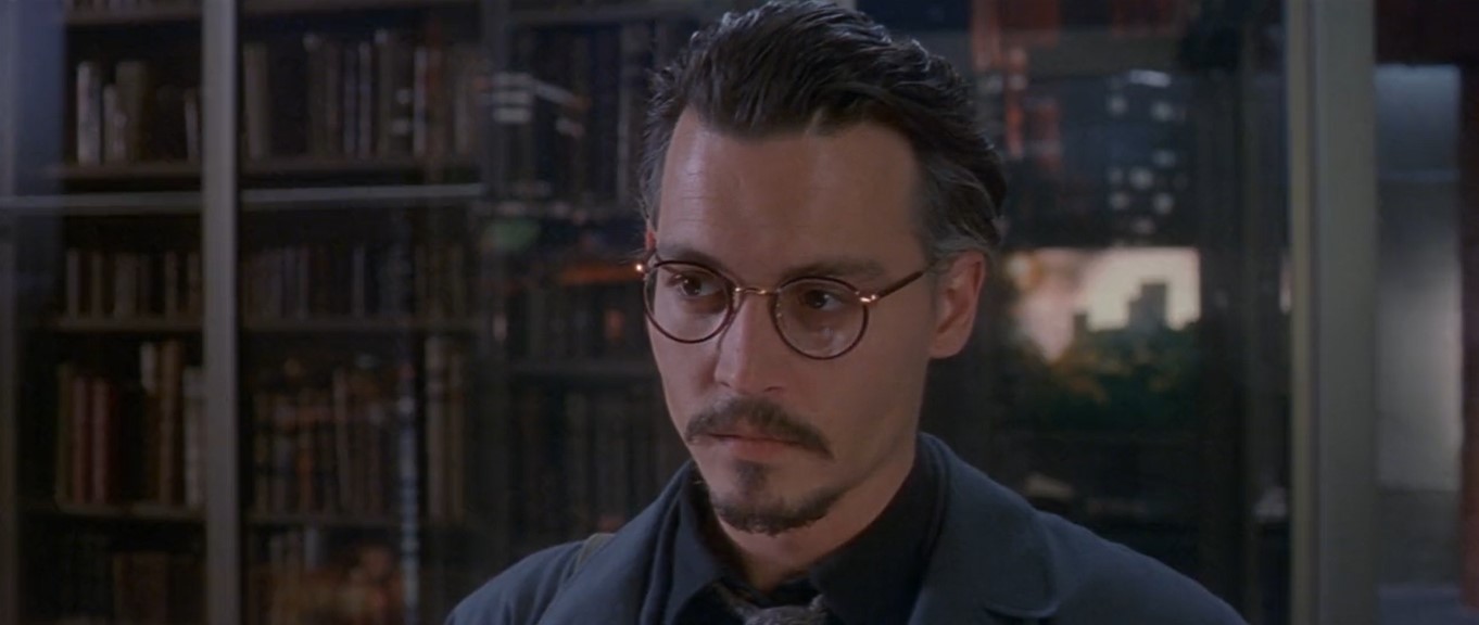 Дин Корсо Борис Болкан — А вам не страшно расставаться с такой книгой?
— Я вам полностью доверяю, мистер Корсо. Самые преданные люди — те, чью верность приобретают за наличный расчет.