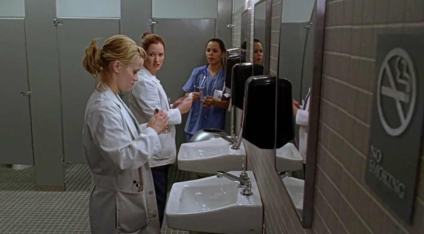 Грэйси (врач) Фрэн (врач) — Как вы всё успеваете? Ник хочет, чтобы я родила ребенка, а мне даже ноги побрить некогда.
— А ты не брей – и он расхочет.