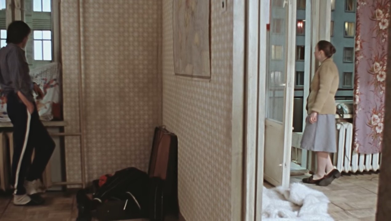 Вера Силкова Ты знаешь, один писатель сказал: «Люди напоминают собой стадо дикобразов, бредущих по холодной ледяной равнине. Им холодно, они жмутся друг к другу и колют друг друга своими иглами».