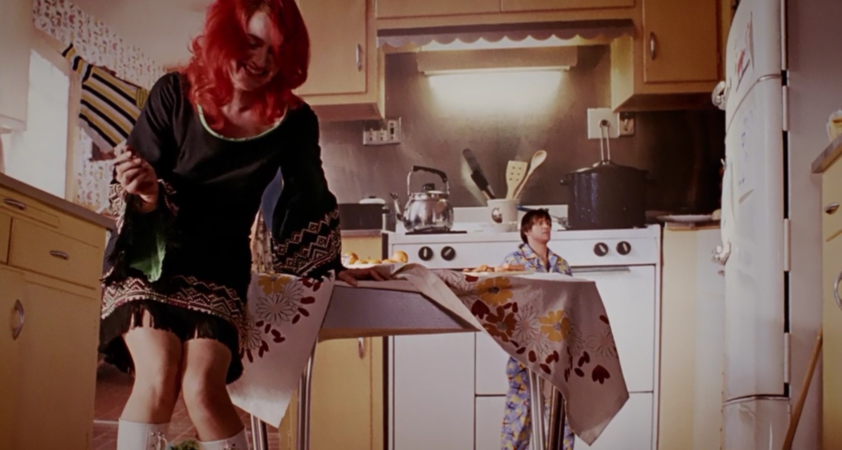 Она не смотрит на меня... на меня вообще никто никогда не смотрит!