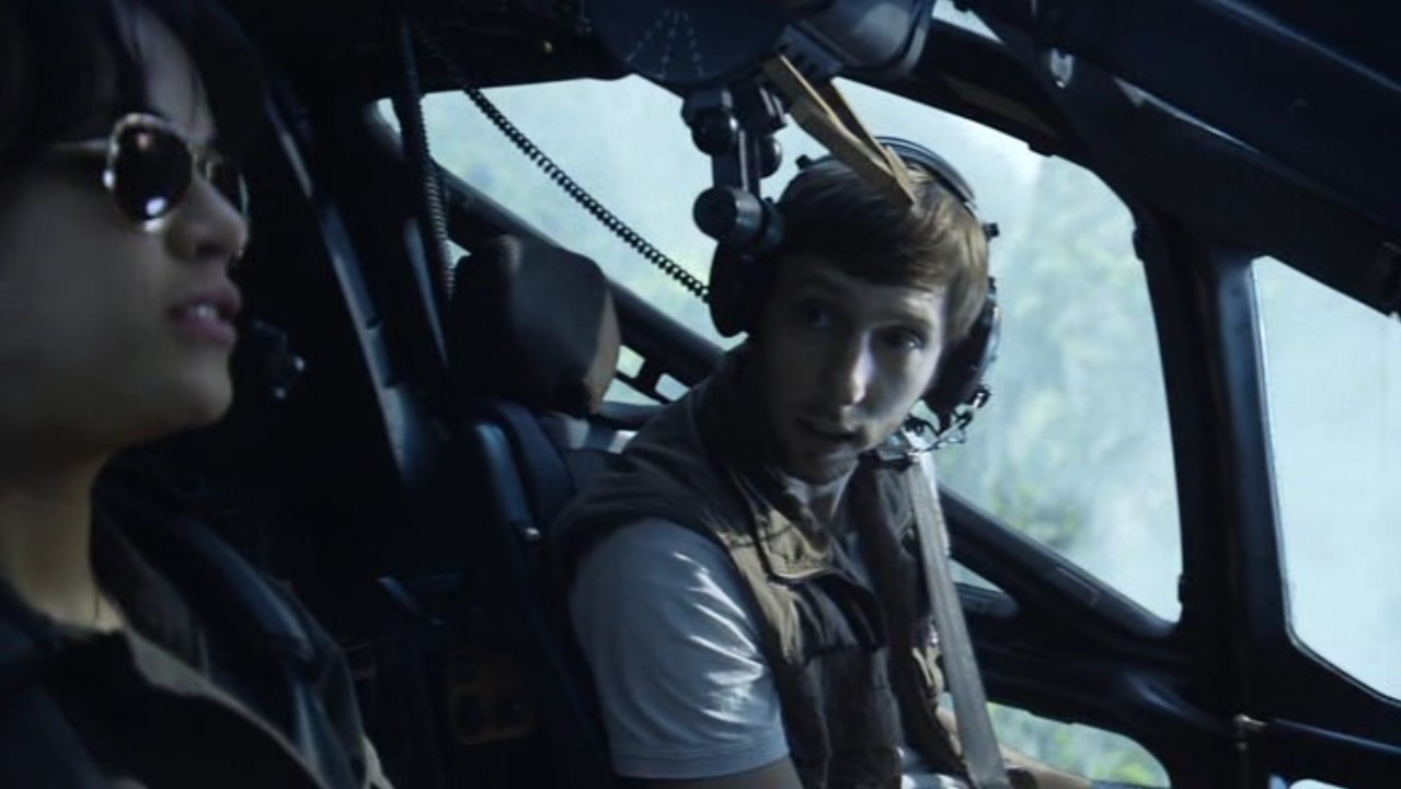 — Дальше идём по СКП.
— СКП? Это что?
— Это значит — «Смотри Куда Прёшь».