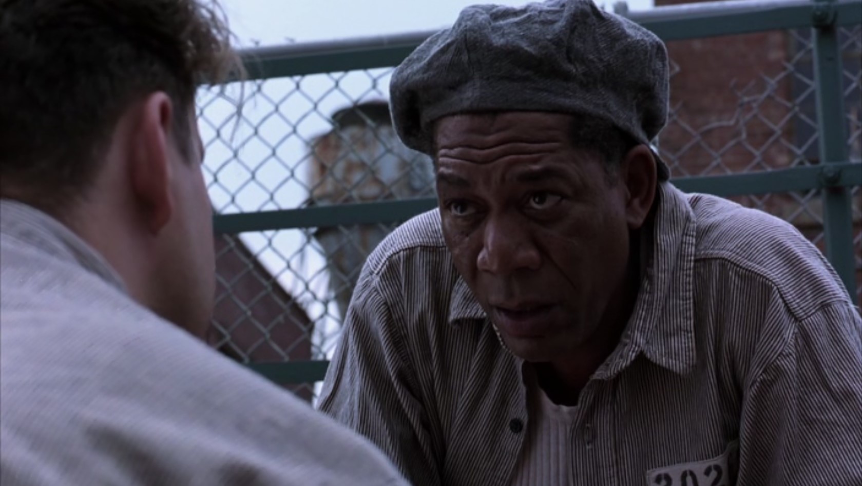 — Шахматы — вот игра королей.
— Что?
— Цивилизованная и стратегическая.
— И совершенно непонятная.