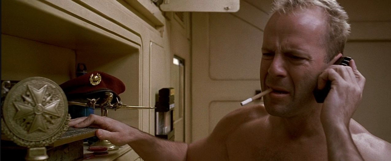 Фингер — Забудь о ней, вокруг миллион девчонок.
— Мне не нужен миллион, хватит и одной... Идеальной.