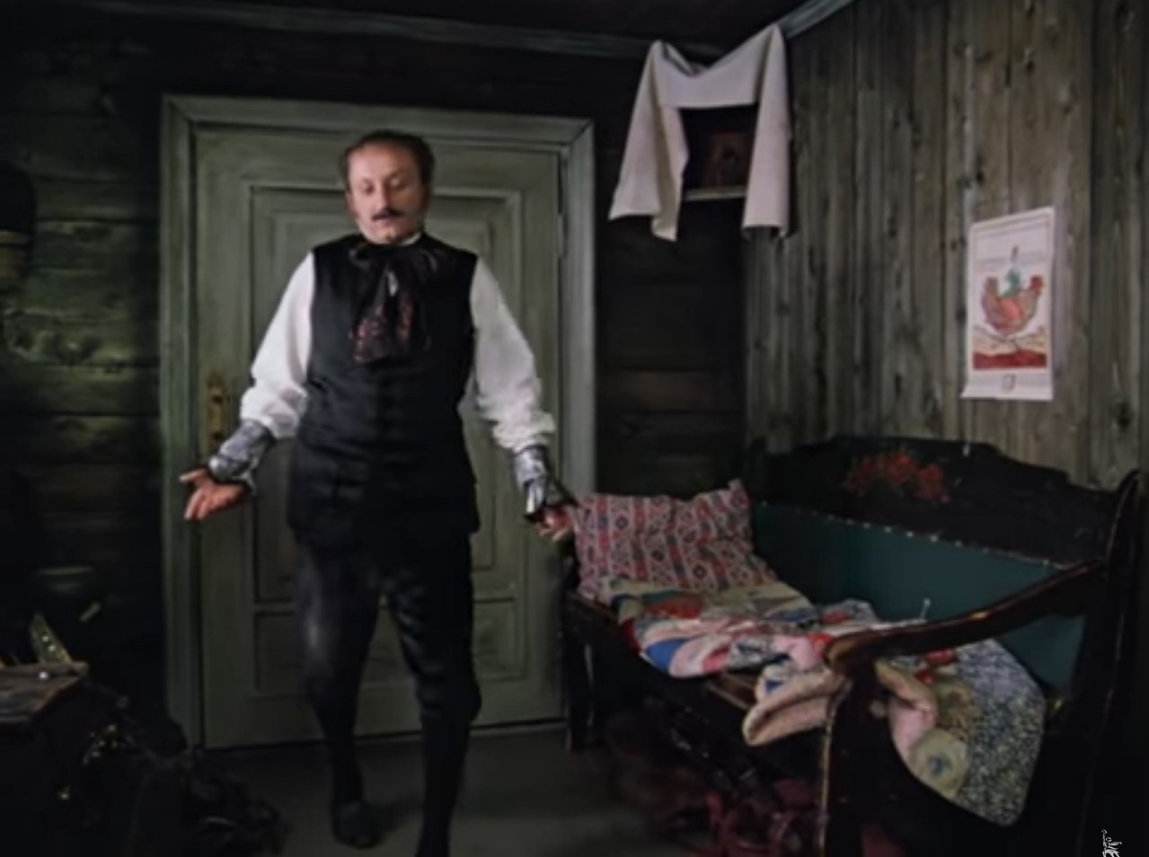 Жуткий город: девок нет, в карты никто не играет. Вчера в трактире украл серебряную ложку — никто даже не заметил: посчитали, что её вообще не было.