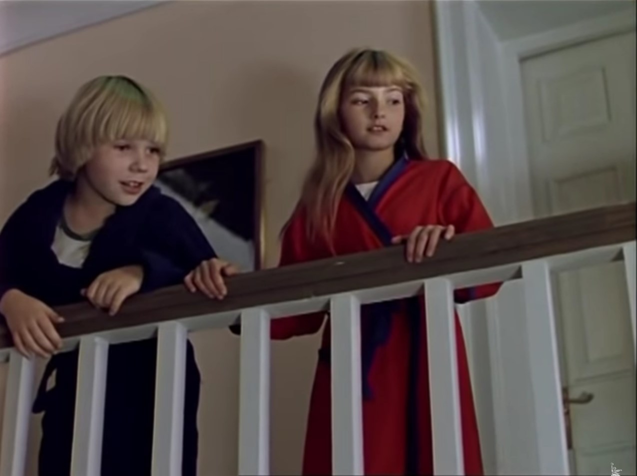 Майкл Бэнкс — Где же вы спали этой ночью?
— На такие вопросы леди не отвечают, потому что джентльмены их не задают.