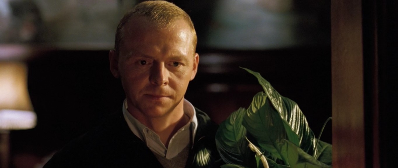 — Вам забронировали замковый люкс. Бернард вас сейчас проводит.
[Бернард храпит в прихожей]
— Ну, я думаю, что и сам поднимусь, карга.
— Прошу прощения?
— Злая старуха, страшная и уродливая. Восемь по вертикали.