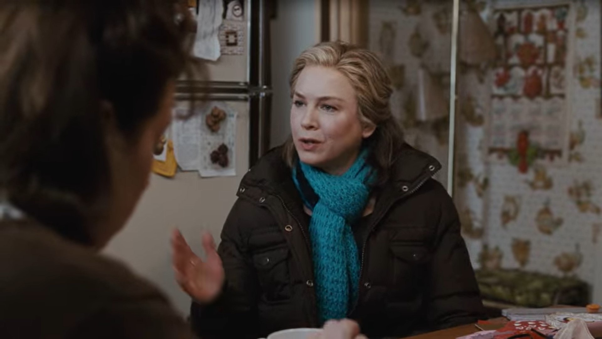 Люси Хилл Кимберли (внучка) — Мы делаем валентинки. И для вас тоже.
— О! А я решила не отмечать в этом году. Это праздник для продавцов открыток...