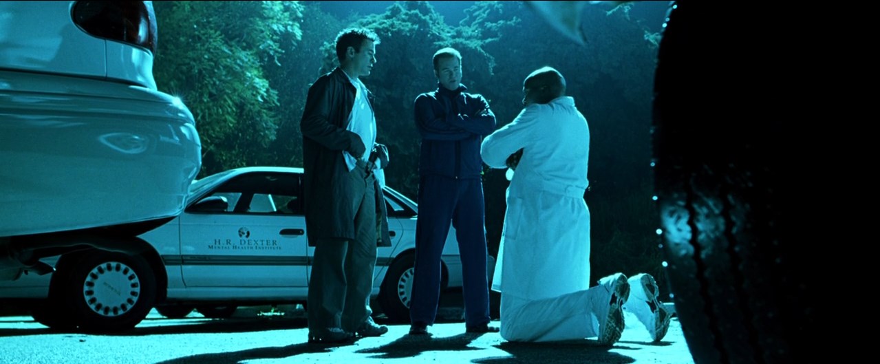 Перри ван Шрайк Мы тут не играем в хорошего копа и плохого копа, перед тобой гей, и житель Нью-Йорка, так что ты крепко влип, приятель.