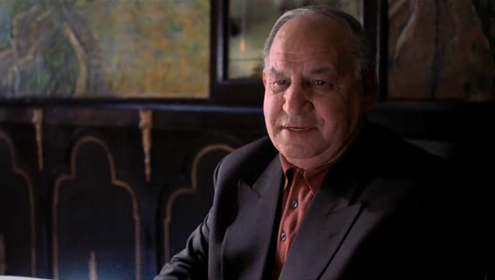 — Времена меняются. И нам тоже надо меняться вместе со временем.
— Может нам еще и страницу открыть в этом долбаном интернете?