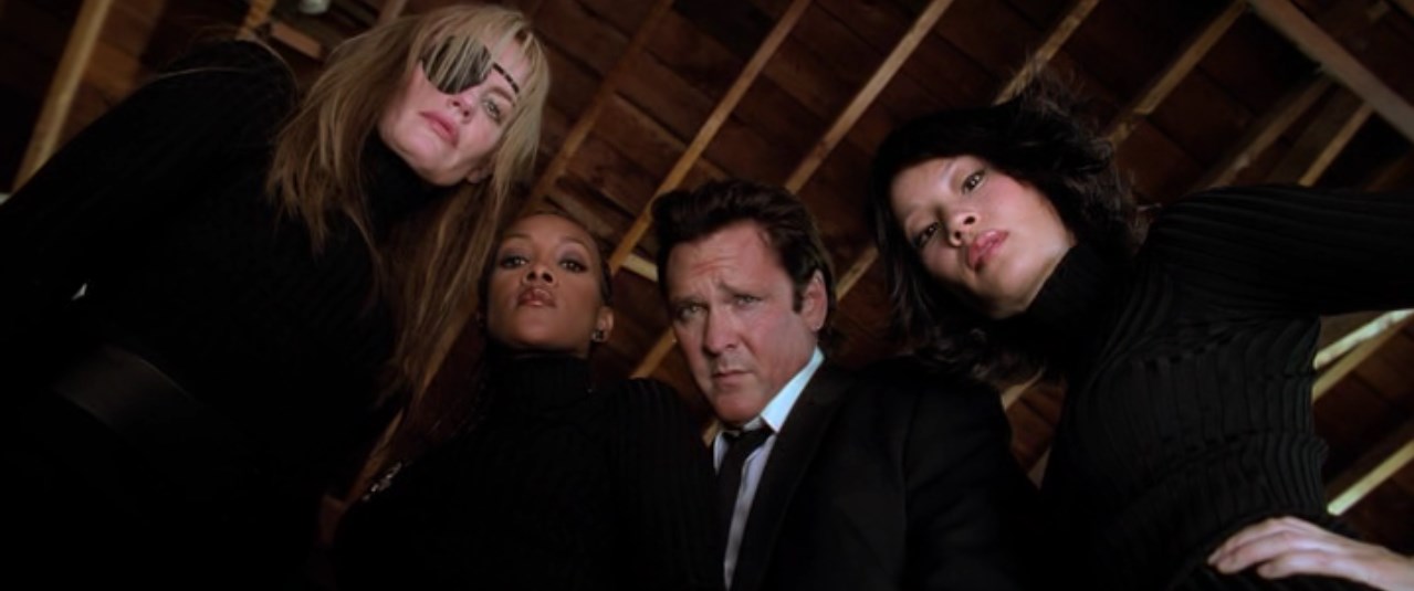 Беатрикс Киддо / «Невеста» / «Чёрная мамба» Когда судьба улыбается в таком жестоком и неприглядном деле как месть, это как ничто другое доказывает не только то, что Бог существует, но и то, что ты исполняешь Его волю.