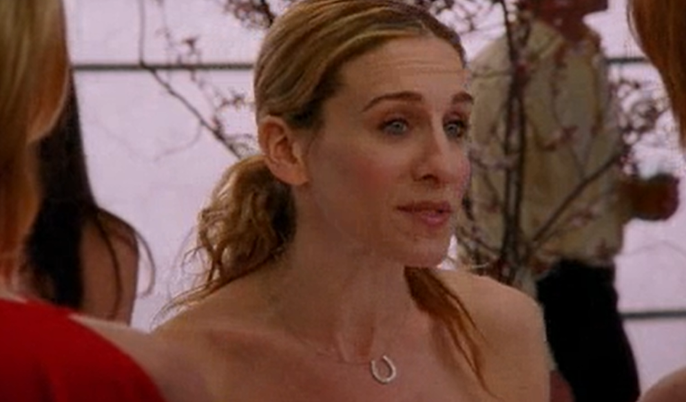 Я не верю в электронную почту. Я придерживаюсь старых традиций. Предпочитаю звонить и бросать трубку.