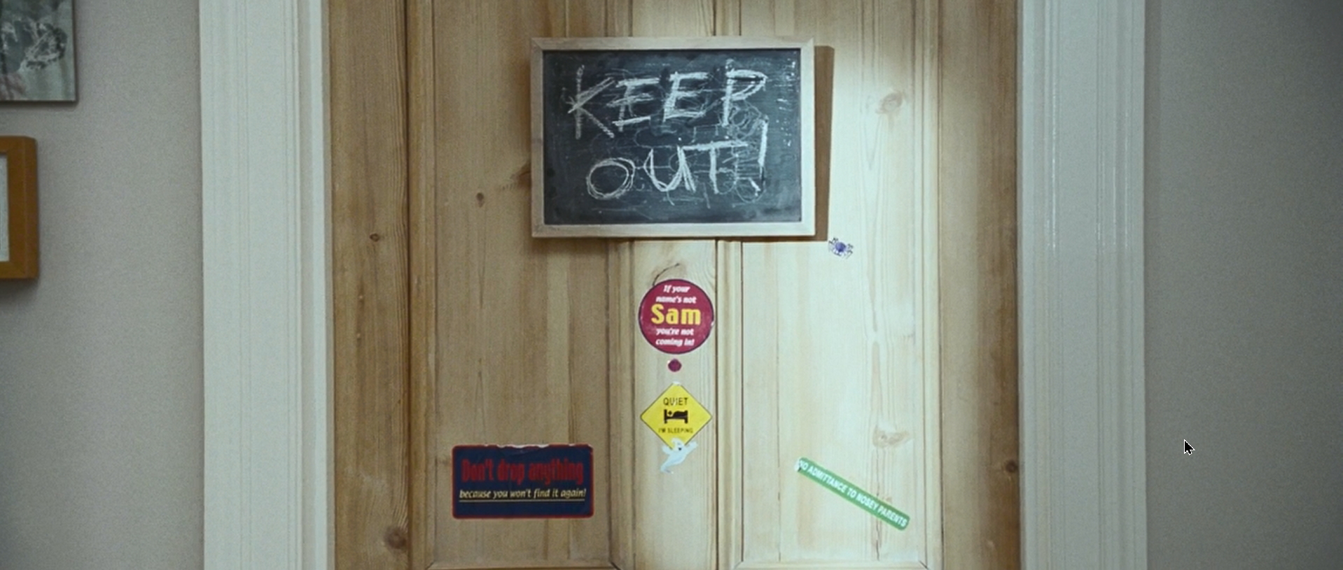 — А вдруг он вкалывает героин в глазные яблоки?!
— В 11 лет?