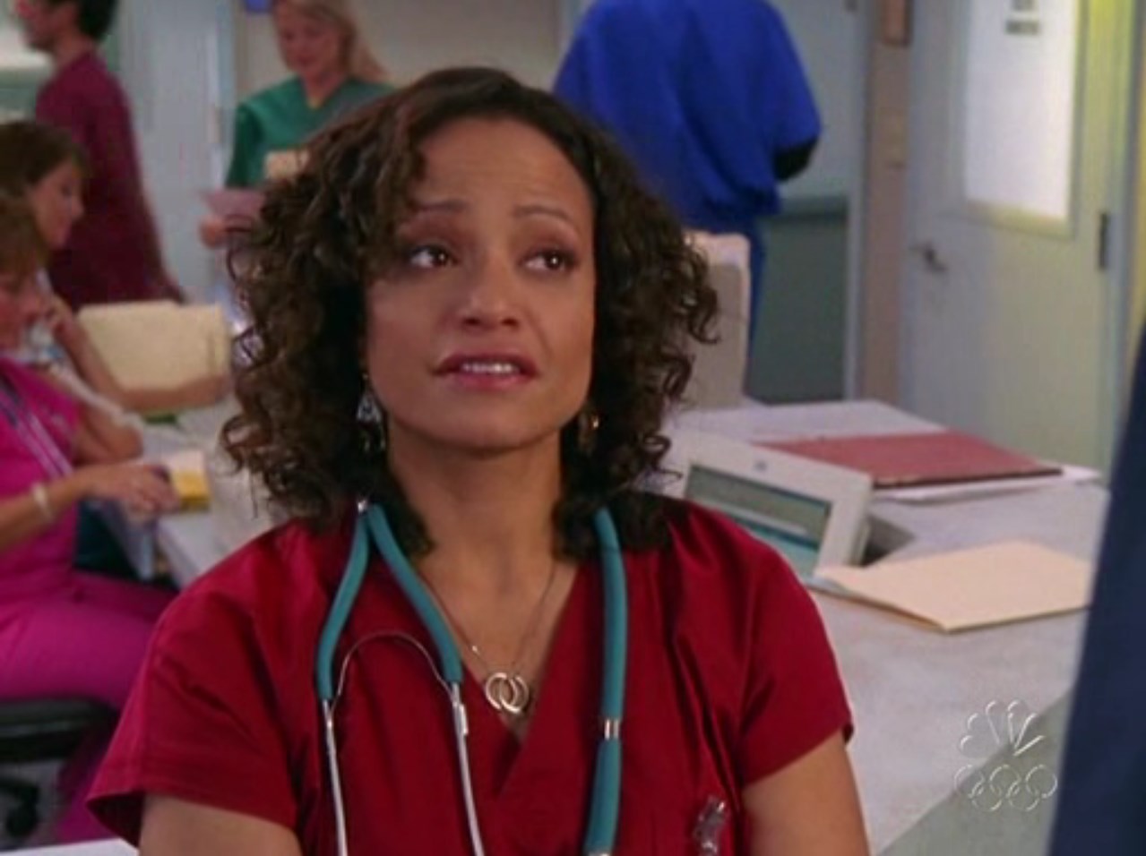 Я знаю, что выгляжу старше. Это потому, что я пью и курю, а ещё вожусь с химикатами и сплю на лице.