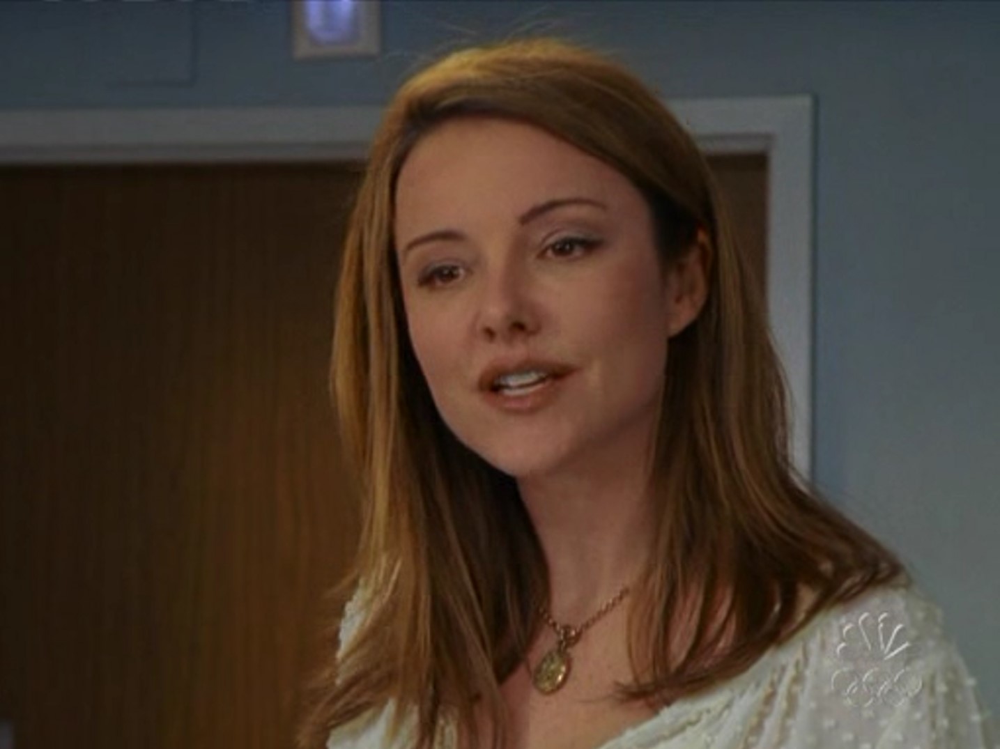 Помощь — как оральный секс — сделал и он тебе по гроб жизни обязан.