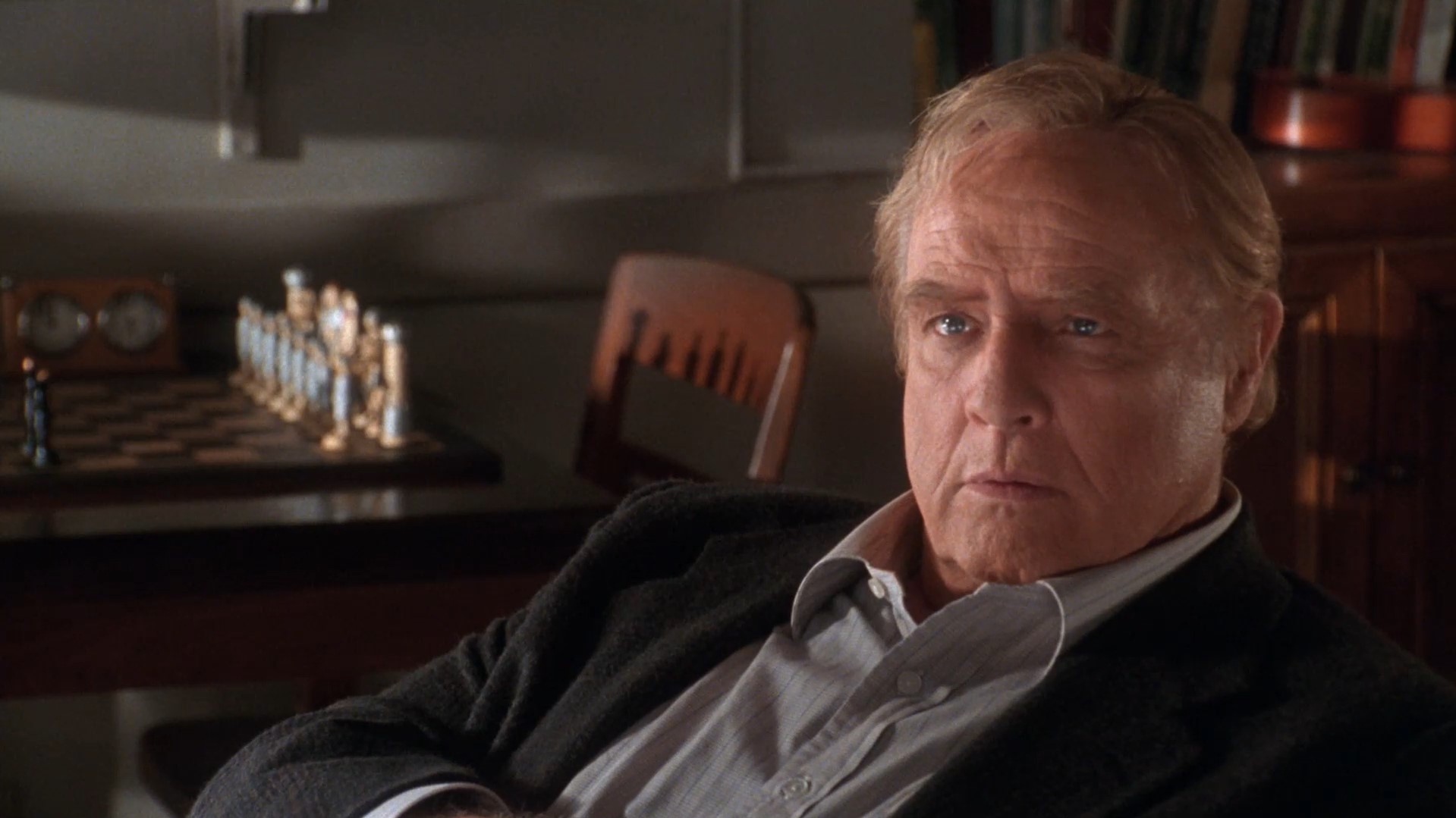 На земле существует только четыре вопроса, имеющих ценность. Что свято? Из чего состоит дух? Для чего стоит жить? Ради чего можно умереть? Ответ всегда один: это любовь!
===================================
Только четыре вопроса должно интересовать нас в жизни: что наиболее священно, ради чего стоит продолжать жить, ради чего можно умереть, что составляет человеческую душу? Ответ на все эти вопросы один — Любовь.