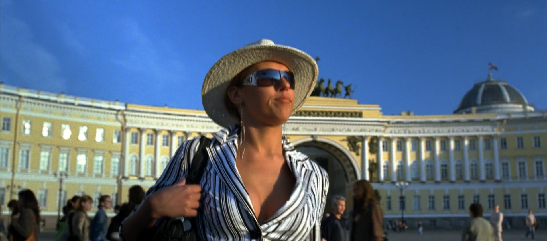 — И вообще, ты ненастоящий!
— Ну и что! Вон у той девушки грудь тоже ненастоящая, но никто же не бегает и не кричит: «Ой, ненастоящая грудь!»
— Это разные вещи: её грудь можно потрогать, а тебя — нет!
— О, ты хочешь потрогать её грудь???