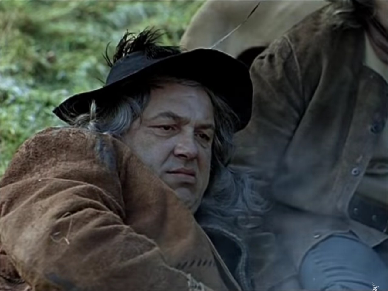 — Вы утверждаете, что человек может поднять себя за волосы?
— Обязательно! Мыслящий человек просто обязан время от времени это делать!