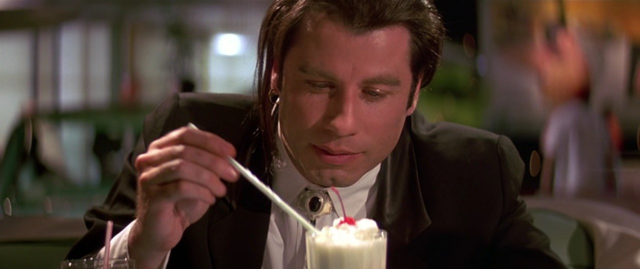 — Можешь взять мою соломинку, я не заразная.
— Ну, может я заразный.
— С твоей заразой я справлюсь.
=====================
— Бери мою, у меня глистов нет.
— Может, у меня есть...
— Я переживу.