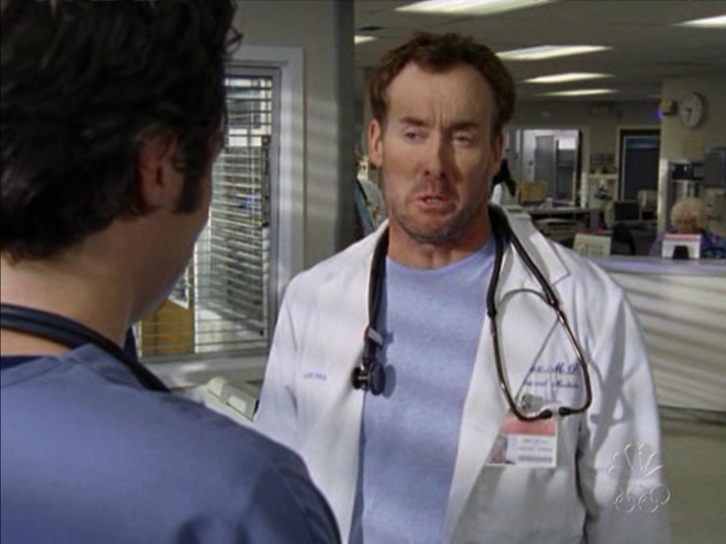 Слишком много болтаешь, слишком много болтаешь, болтаешь слишком много...