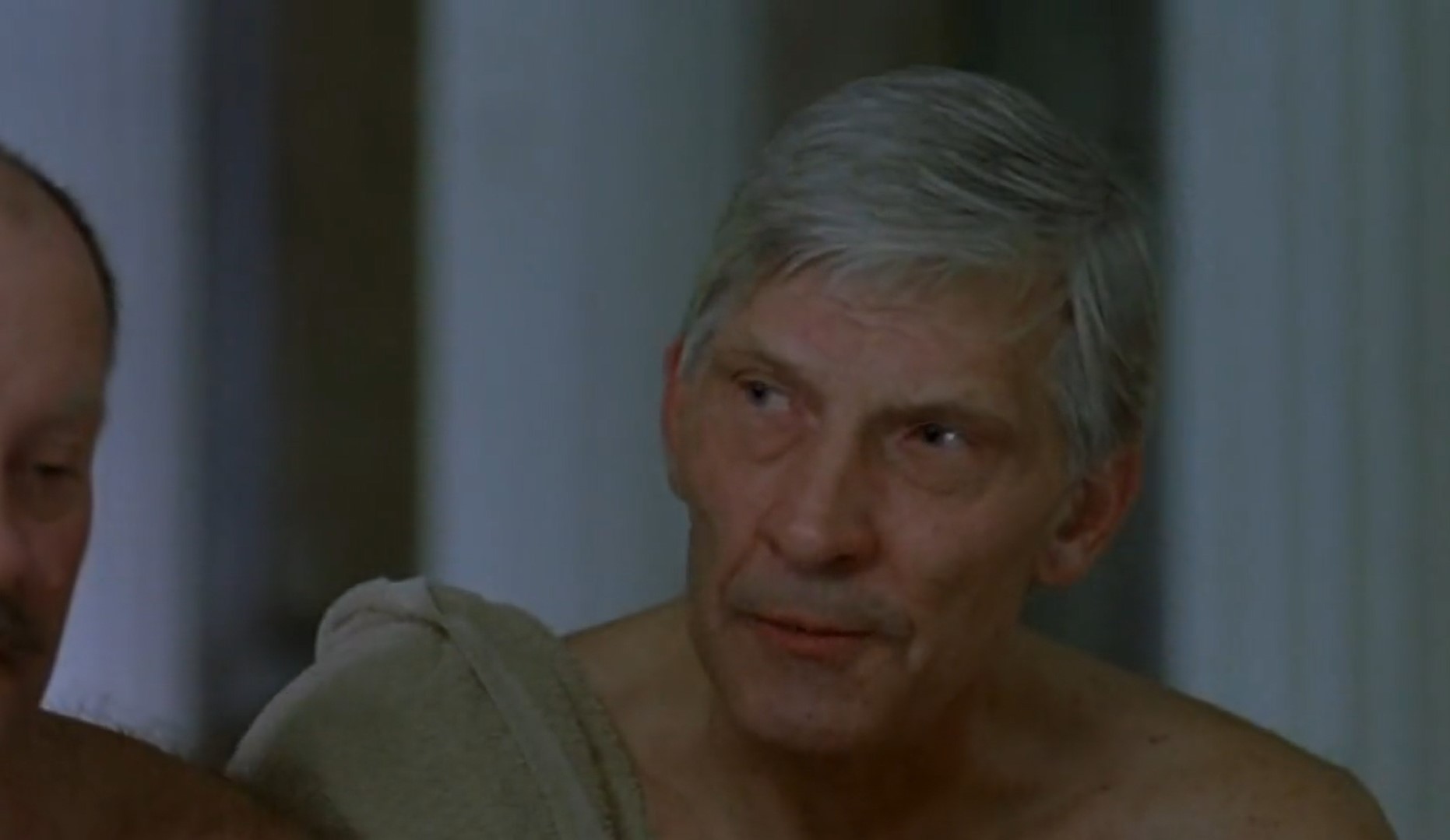 «Главный» член Совета Безопасности#2 — Как там всё это получилось?
— Ракета противотанковая...
— Наша или «ихняя»?
— Да вроде наша...
— Можем, если хотим...