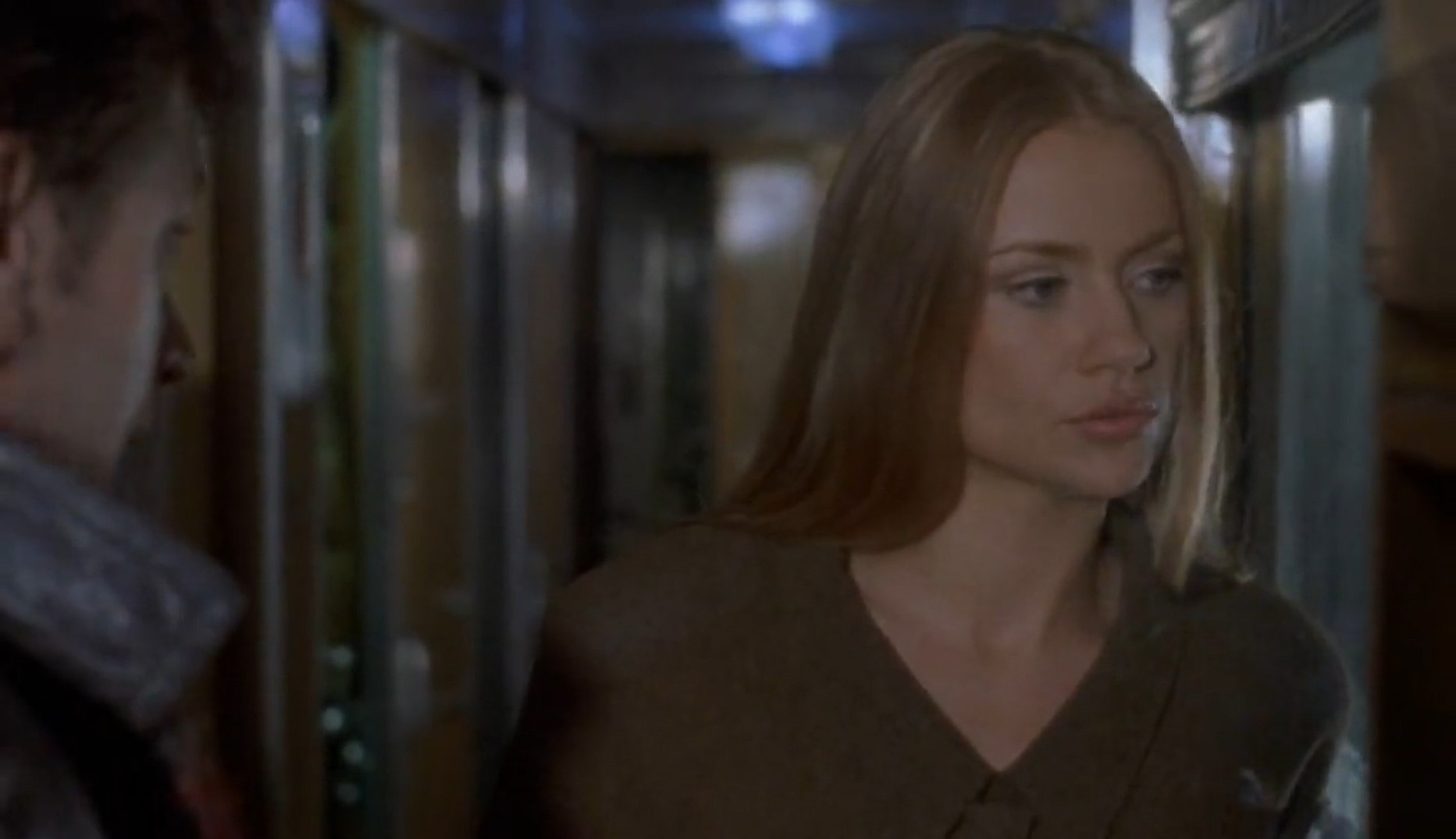 Платон Маковский Мария (жена Корецкого) — Вы любите холодные шашлыки?
— Ненавижу!
— Вы самая красивая женщина, которую я когда либо видел. Спасайте я горю.
— Так подогрейте на себе шашлык.
— Я не могу, эти шашлыки сгорят вместе со мной.