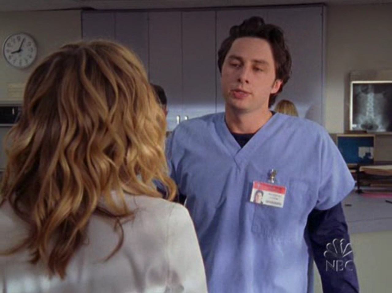 — Ну скажи ему правду!
— Когда я в последний раз сказал ему правду, то он не разговаривал со мной до тех пор, пока не умер наш отец. Второй раз отец уже не умрёт.