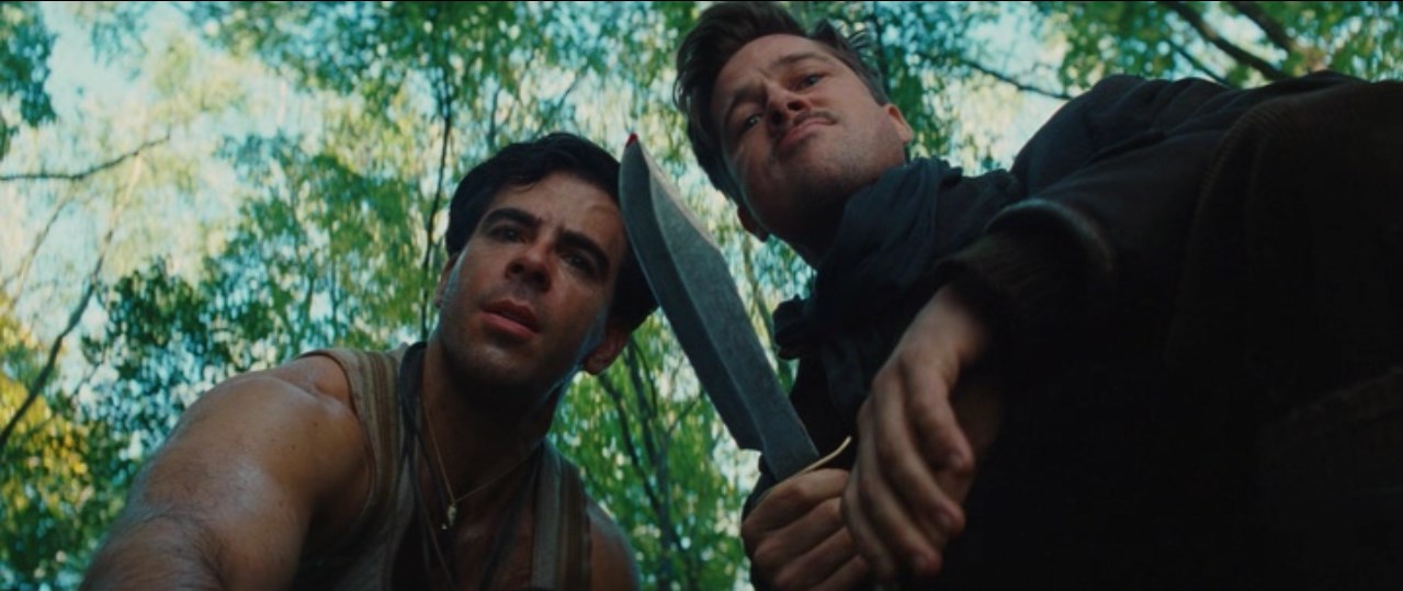 — А знаете, лейтенант, очень прилично получилось.
— Пока не особо художественно: нужна практика.