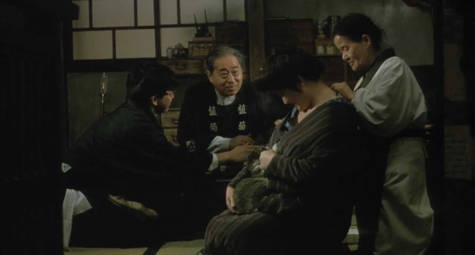 Кику-сан Корми собаку три дня и она будет предана тебе всю жизнь. Но ты можешь кормить кошку три года и ей будет все равно.