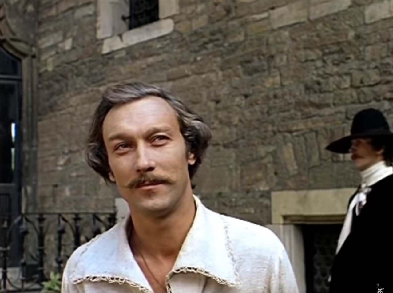 — Ну-с... будем исповедоваться?
— Я это делал всю жизнь.