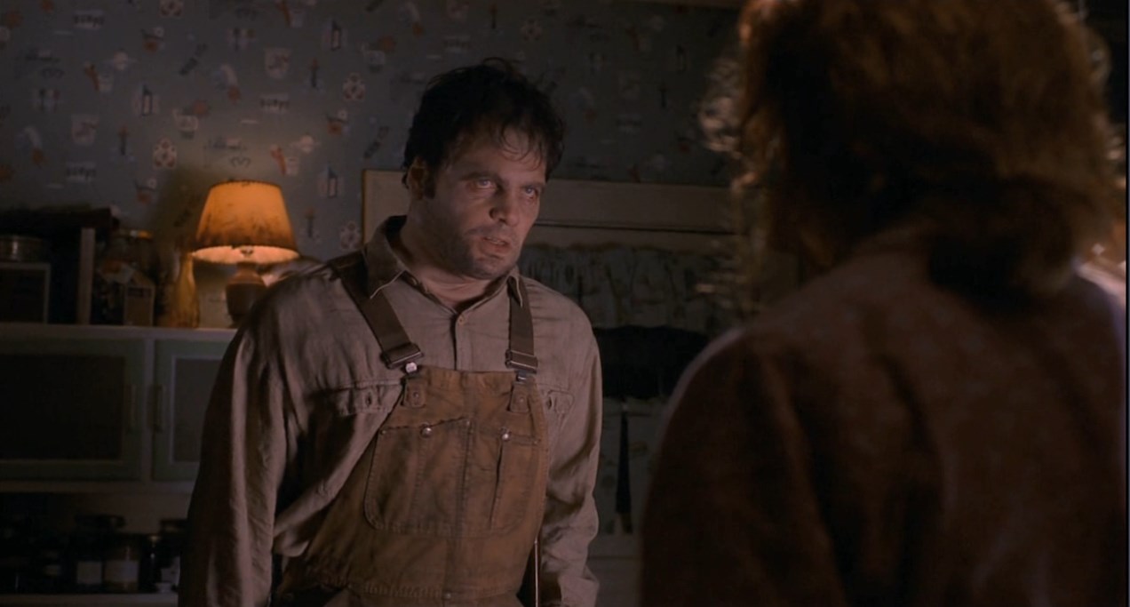 — Что это была за вспышка?
— Сахар.
— Не знала, что он взрывается!
— Дай мне сахар. В воде. Ещё…