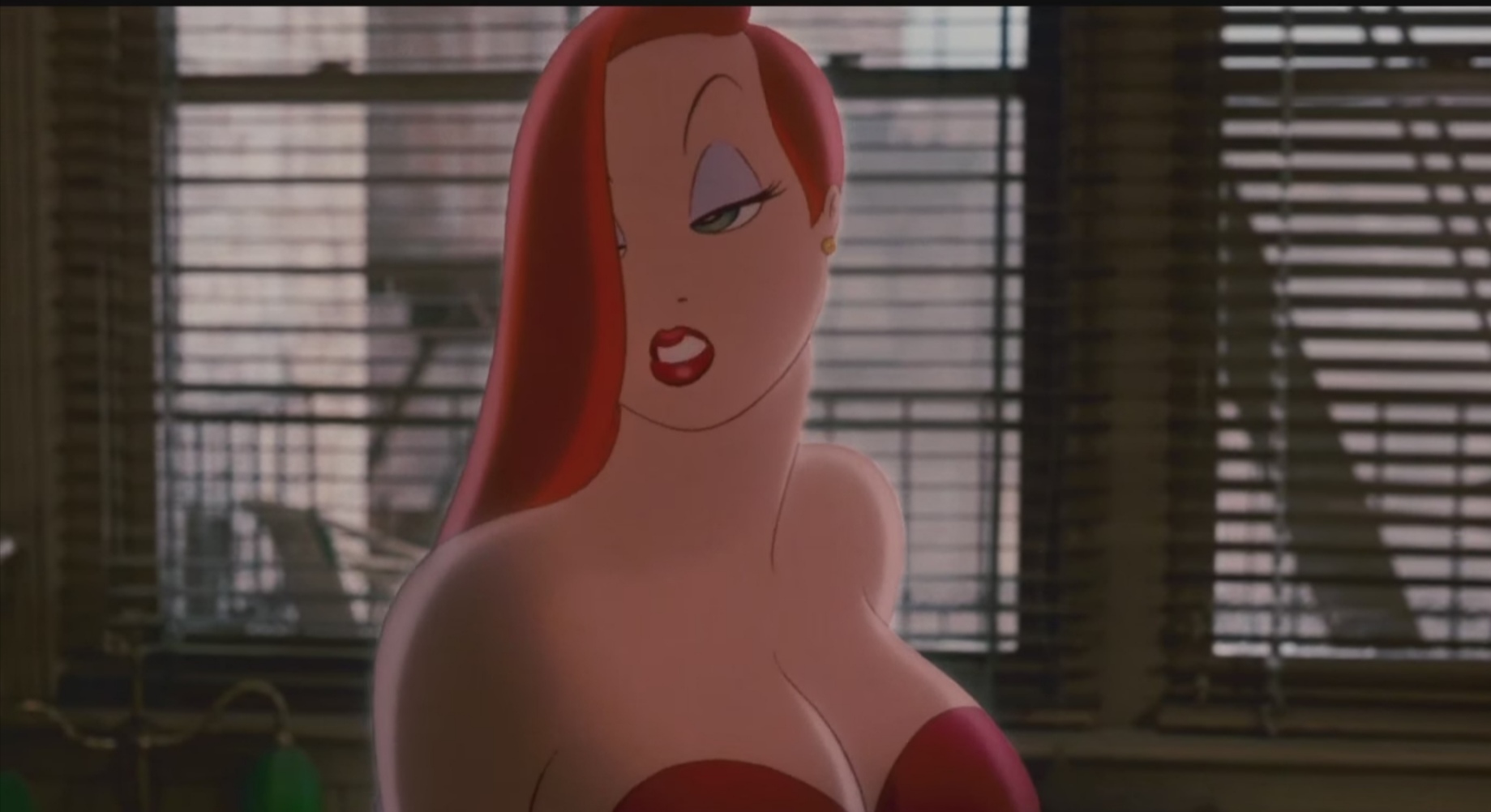 — Если б вы знали, как тяжело приходится женщине, которая выглядит как я.
— Знали бы вы, как тяжело мужчине, который глядит на женщину, которая выглядит, как вы.