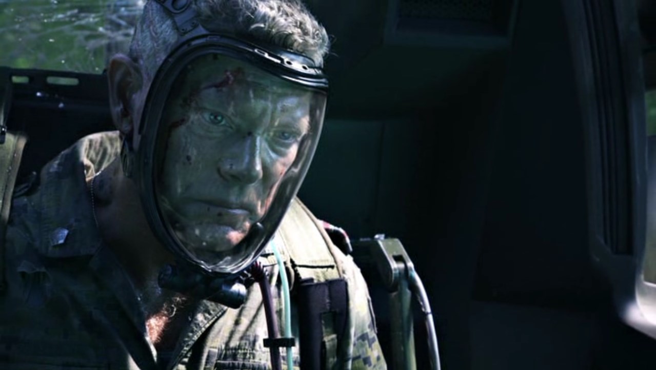 Слышишь, Салли, каково это — предать свою Родину?
=========================
Расскажи, сынок, каково это — Родину продавать?