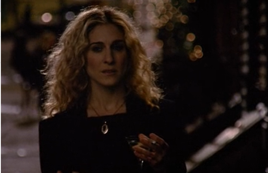 Когда отношения умирают, остаётся душа или нас всё время преследуют призраки бывших страстей? Я вошла в контакт с призраком, я его отпустила. А теперь он вернулся в образе человека, и стало ещё хуже...