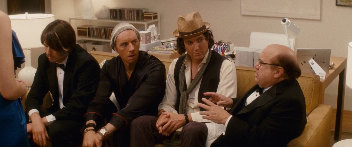 На то она и любовь, чтобы ставить нужды дорогого человека выше собственных.