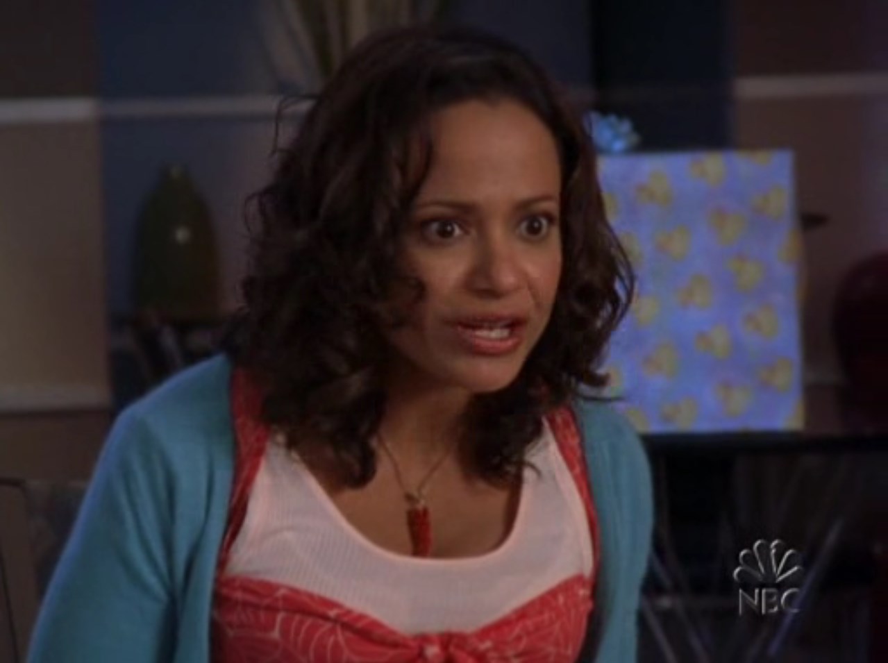 — Я могу составить целый список, почему беременность — это отстой. Например, я сейчас постоянно хочу секса, а мужу на меня противно взглянуть.
— Ну, если тебе так хочется, я могу зажмуриться и ка-ак тебе вставить!
— Спасибо за самоотверженность…
— Я же люблю тебя.