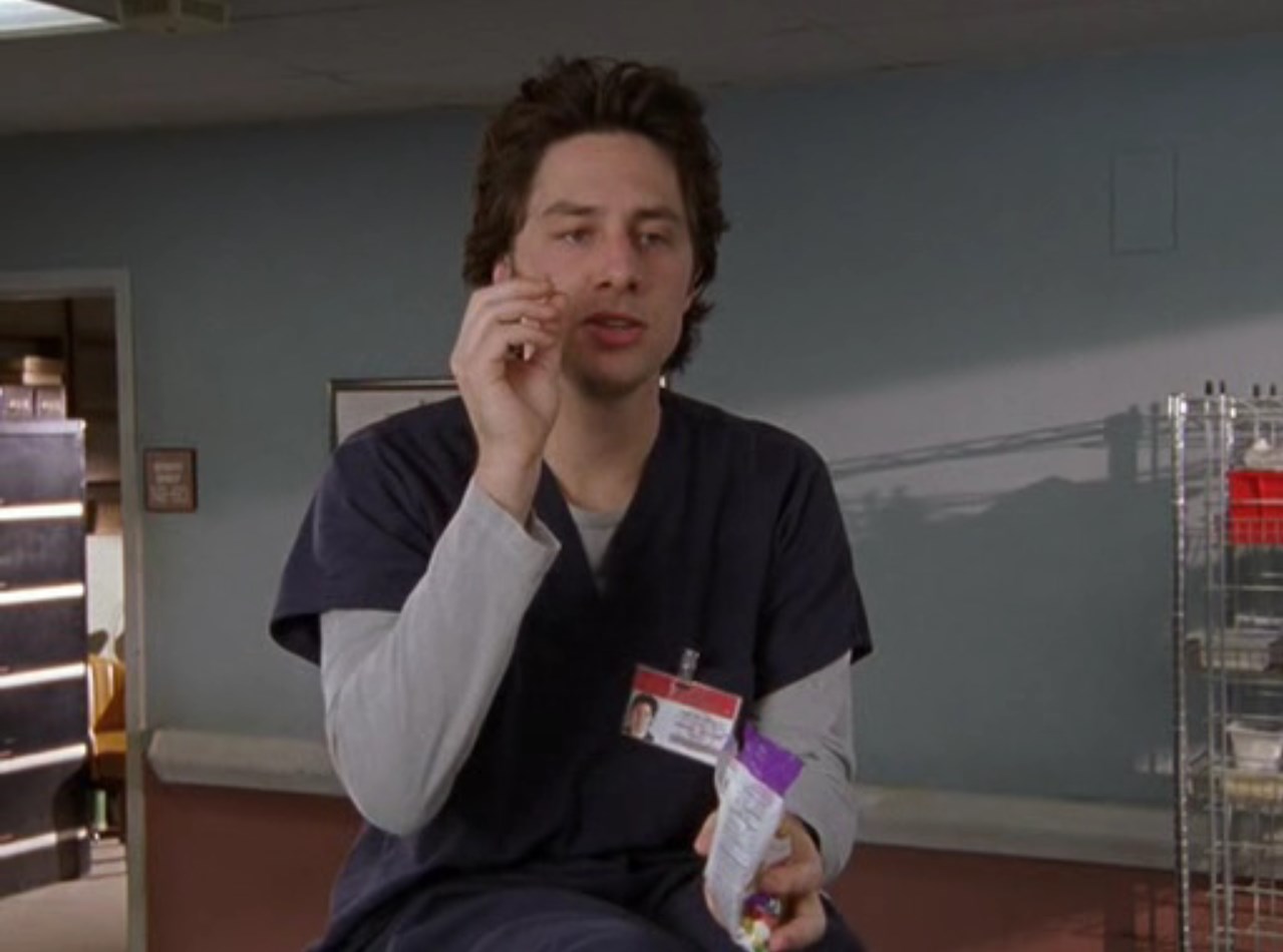 — Эй, Лаверн, что ты мне дашь, если я попаду конфеткой в твой вырез?
— Стулом по башке.
=========================================
— Эй, Лаверн, чем ты наградишь меня, если я попаду конфеткой в твое декольте?
— Сотрясением.