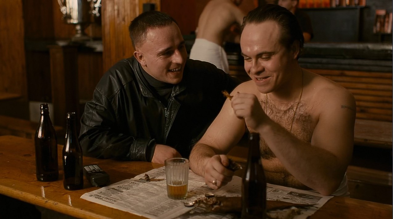 Ну «Татарин»! Жизнь висит на нитке, а думает о прибытке.