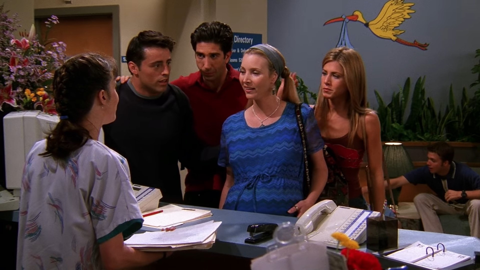 Здраствуйте, я Фиби Буффе, из меня сейчас посыпятся дети.