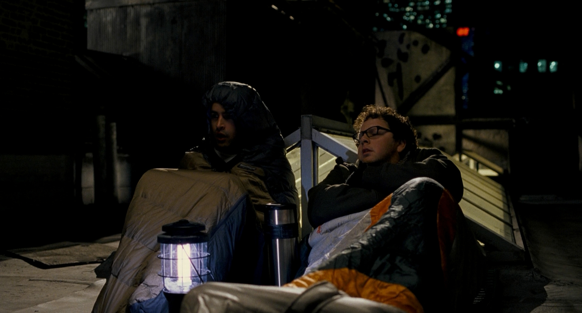 Я не могу понять, мы живём в настоящем, физическом мире, который можно потрогать, или в том, что мы создали у нас в голове?