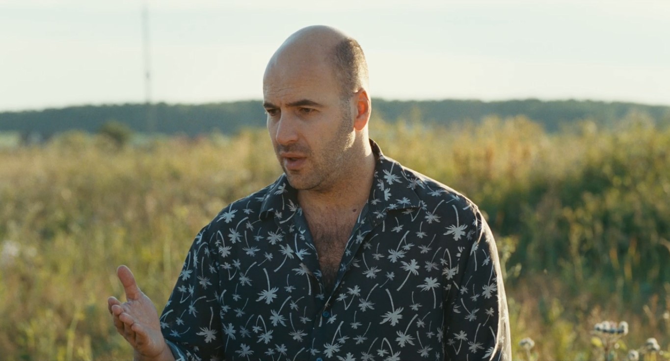 А вот почему?... Вот подошла, задала вопрос. Я вижу, что ей это очень важно. Я начинаю отвечать и вдруг понимаю, что она уже ушла. То есть ей было важно только задать вопрос, ответ совершенно не интересует. Можешь объяснить, вот это вообще что?