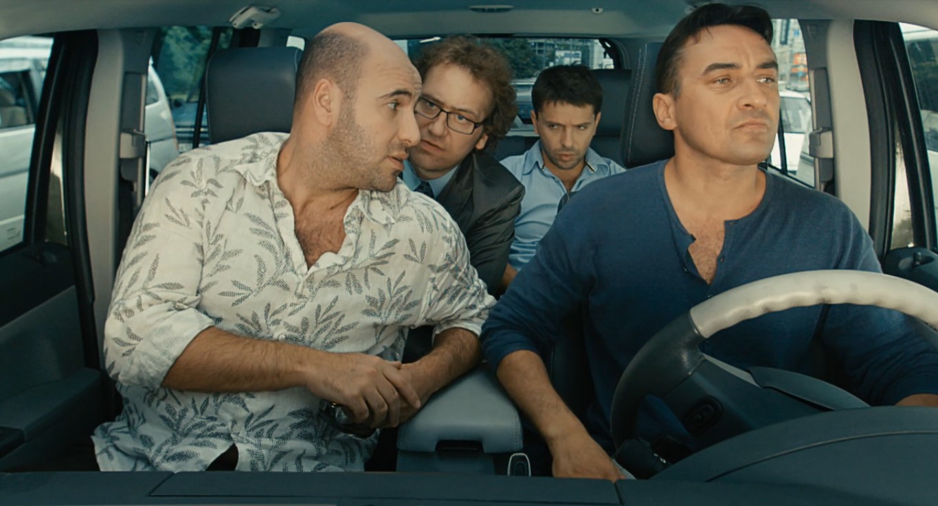 — Я же уже извинился.
— Саш, ну ты козел и урод, только что это меняет?