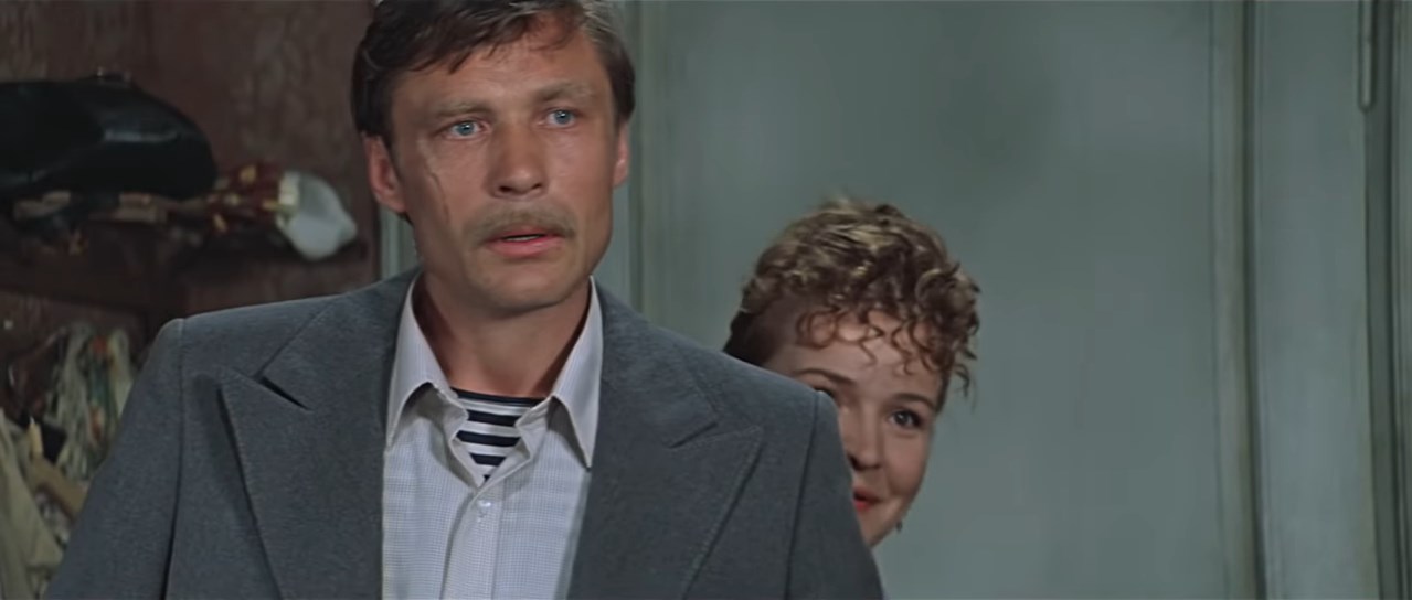 — Ну что? Жалоб нет?
— Почему? Есть.
— Слушаю.
— Нет счастья в личной жизни...