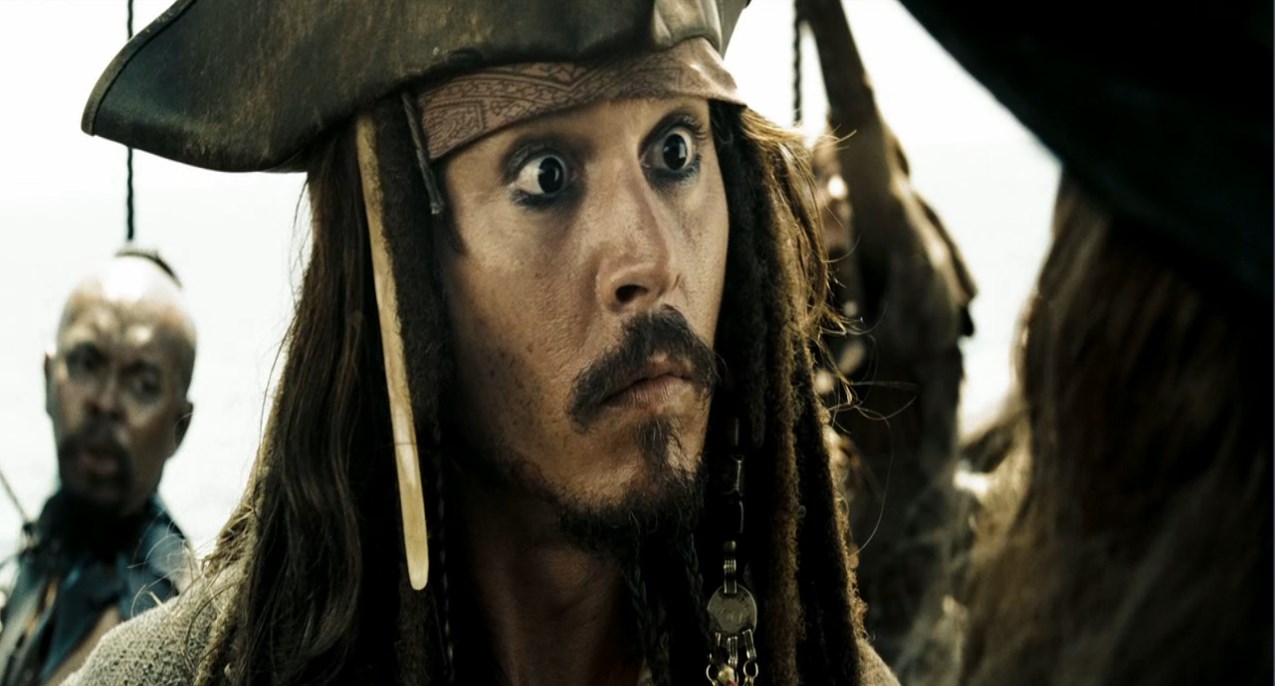 — Поднять паруса!
— Поднять паруса!
— Что ты делаешь?
— Что ТЫ делаешь?
— Нет, что ТЫ делаешь?
— Капитан подаёт команды!
— Да! Вот капитан и подаёт команды!
— Мой корабль, я капитан!
— Зато карта моя!
— Вот и будь картоведом!