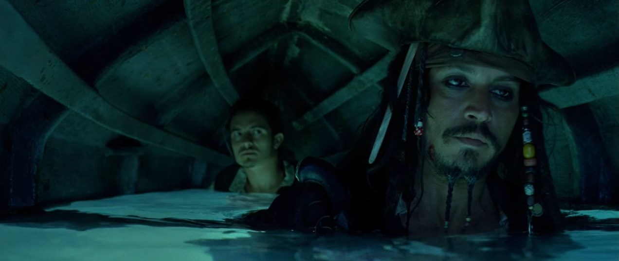 — Ты либо безумец, либо гений.
— Это две крайности одной и той же сущности.