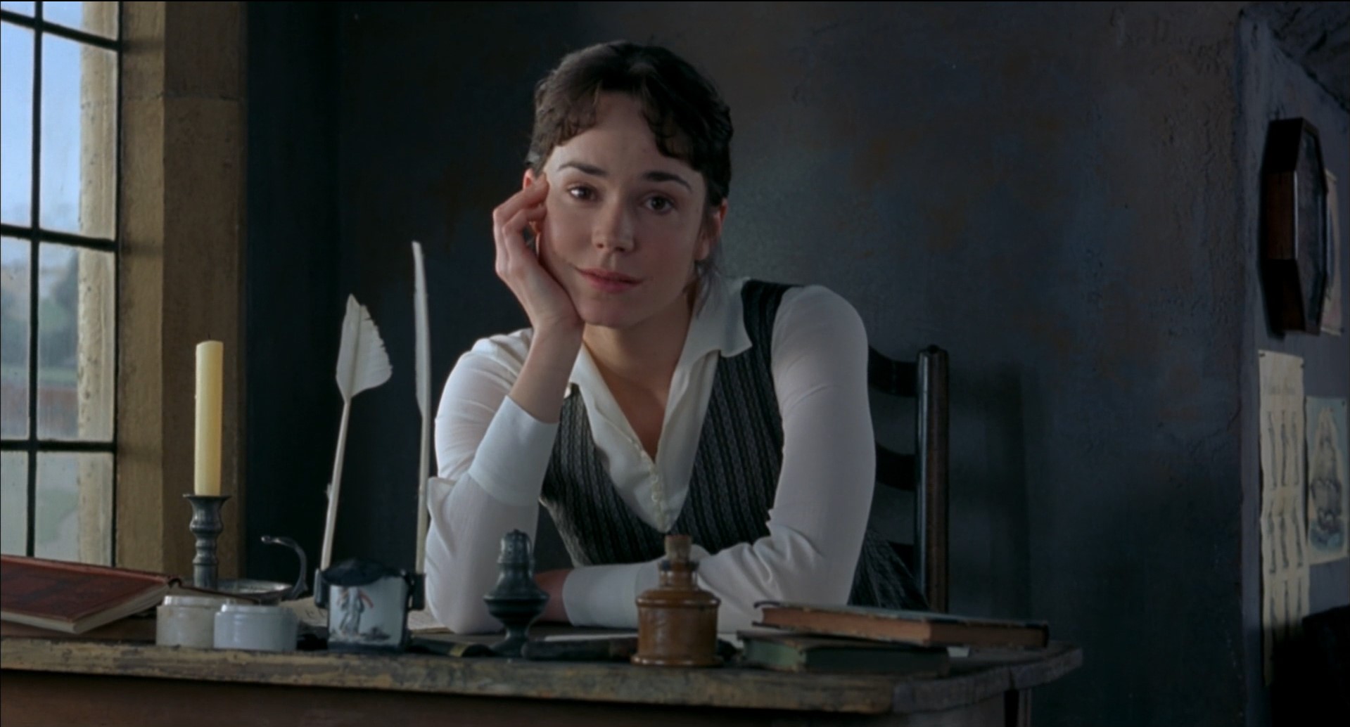 Жизнь – это всего лишь последовательность никчемных мелочей.