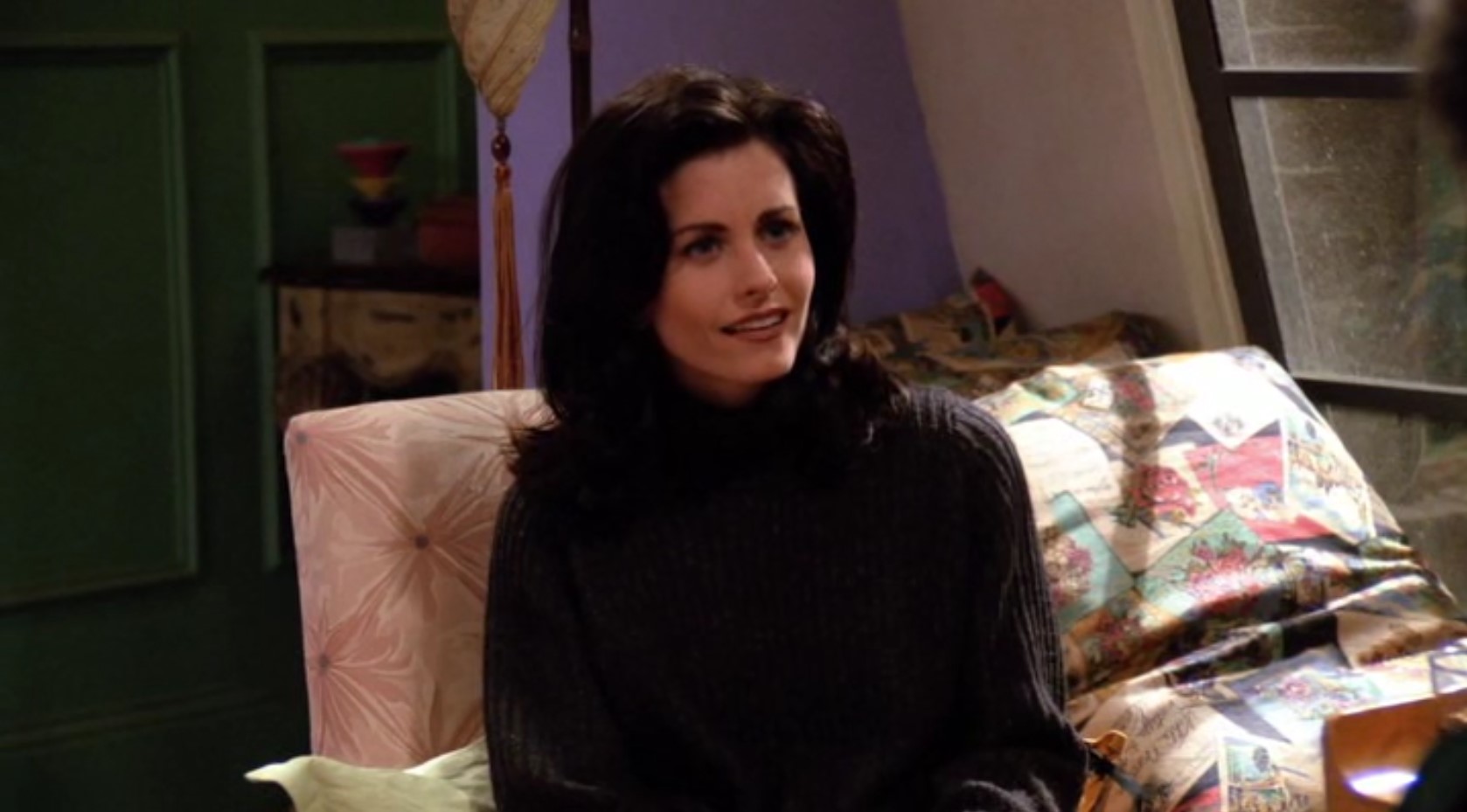 — Когда пробьет мой час, похороните меня в море.
— Где?! Где?!
— В море, заодно и развлечетесь.
— Что значит — развлечемся?
— Выедете на природу, возьмете напрокат лодку, сэндвичи.
— И выбросим твое тело за борт, чудное развлечение.
— Все вокруг думают, что хорошо меня знают. Они думают кто-кто, а Джек Геллер нас не удивит, а тут скажут, похоронил себя в море, это уж он совсем.
— Боюсь, так и скажут.
— Лишь бы говорили.