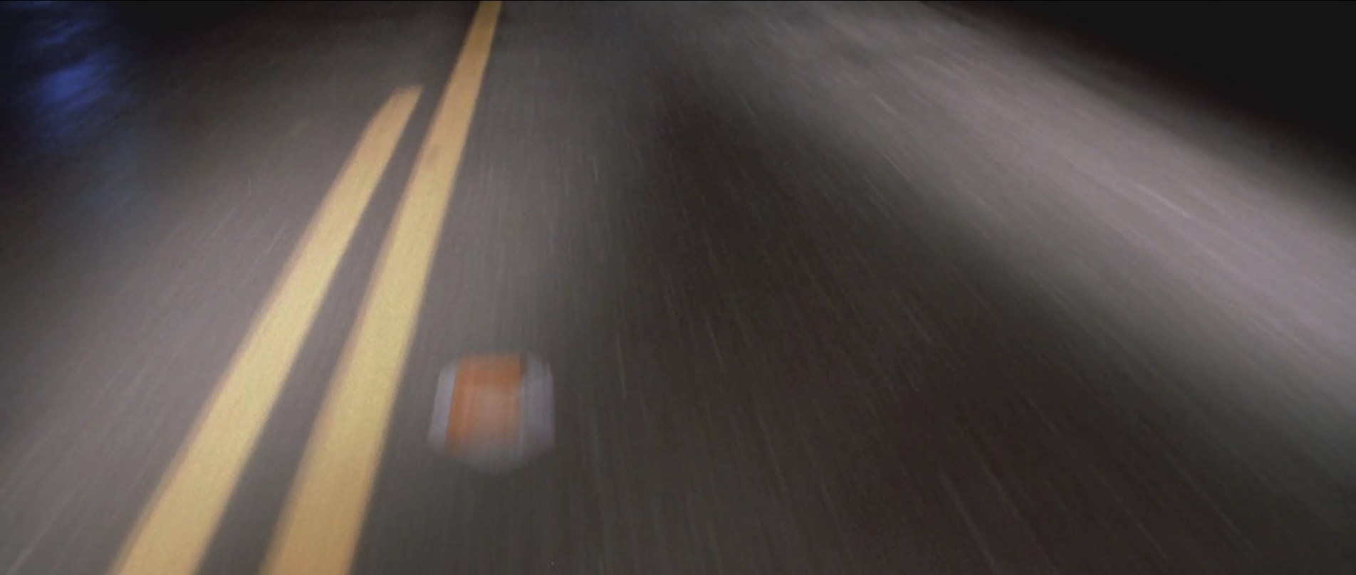 Неизвестное будущее летит нам навстречу. Но я впервые смотрю на него с надеждой. Потому что даже если робот-терминатор понял ценность человеческой жизни, может мы тоже поймём? (Терминатор подарил мне роскошь надежды. Потому что, если уж машина смогла постичь ценность человеческой жизни, то и мы, наверное, сможем.)