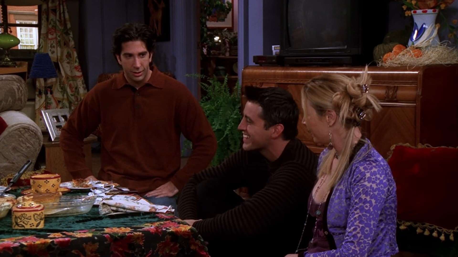 Помнишь, Росс хотел сказать «арахисовое масло», а получилось «мохарисовое сусло»…